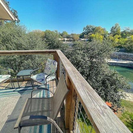 Comal River Condo 375 Нью Браунфелс Экстерьер фото